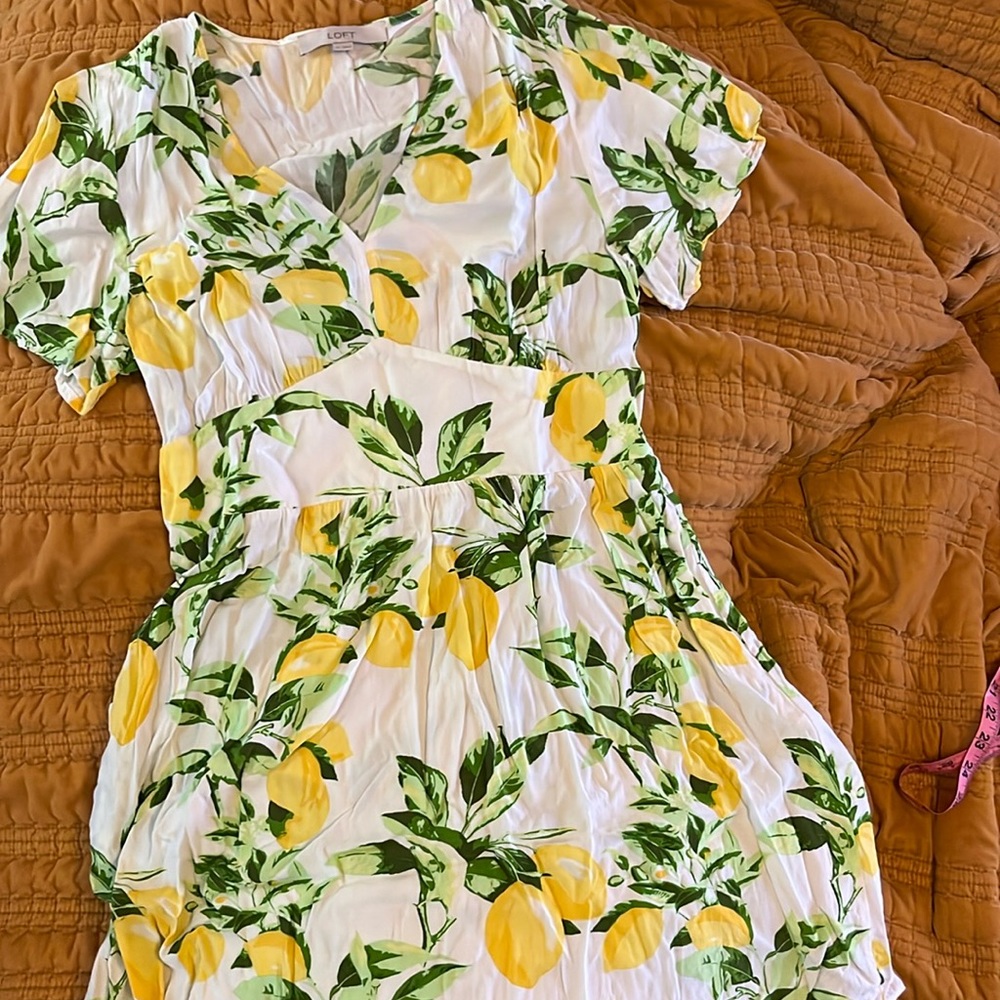 Lemon print summer dress from Loft size 10